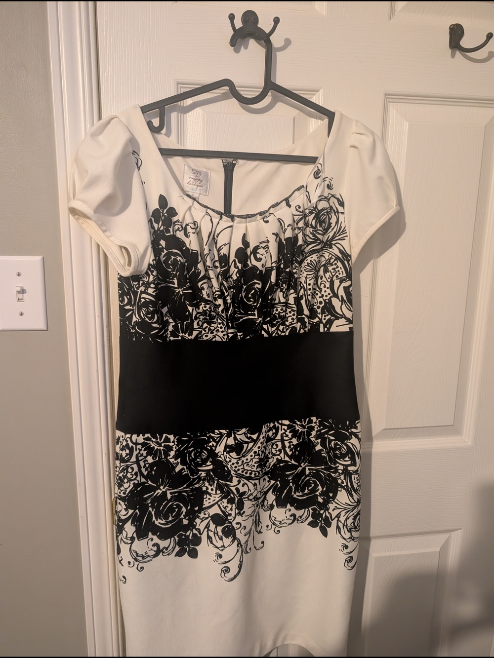 Suzi Chin for Maggy Boutique Black & White Floral Midi Dress